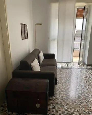 Διαμέρισμα Center *